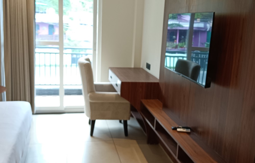 Gallery Picture